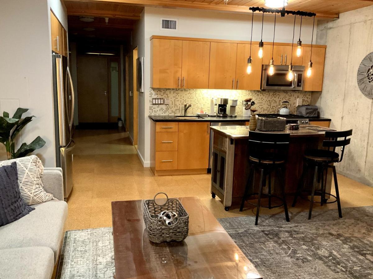 Apartment One Mississippi Ave - Adventures In Portland! *